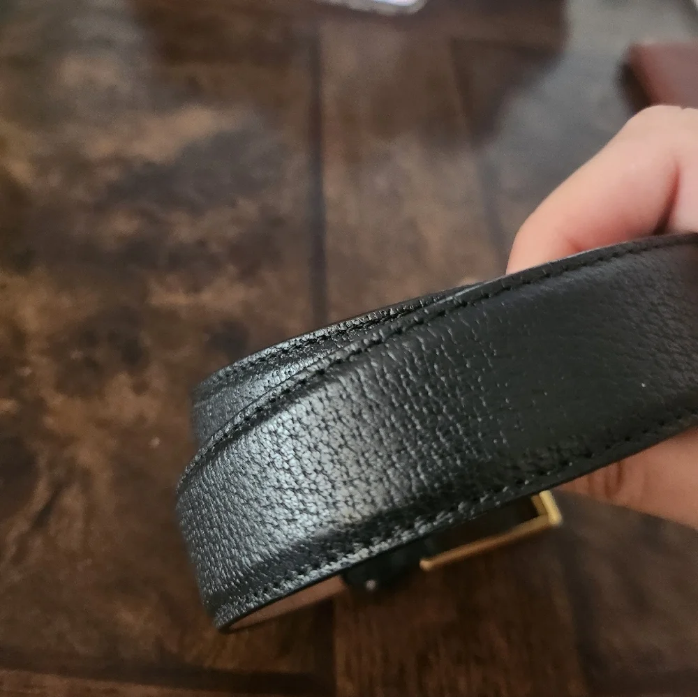 Gucci leather belt